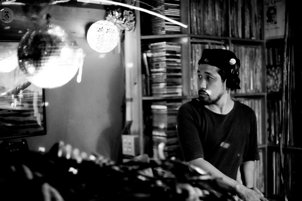 DJ YAS